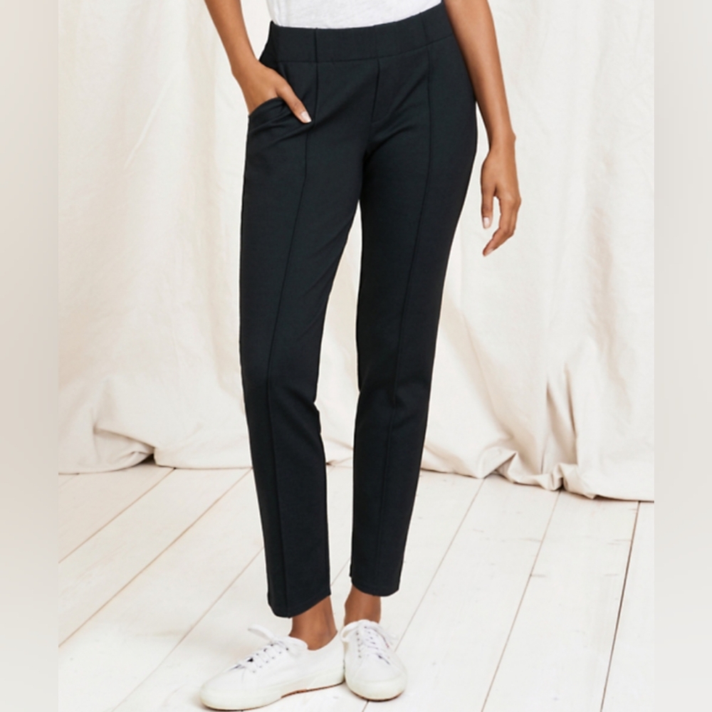 Garnet Hill Charcoal Grey Tapered Leg Comfort Trousers with Pockets